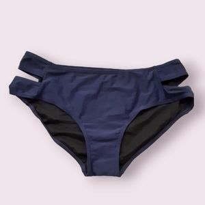 NWOT Navy side cutout bikini bottoms, XXL